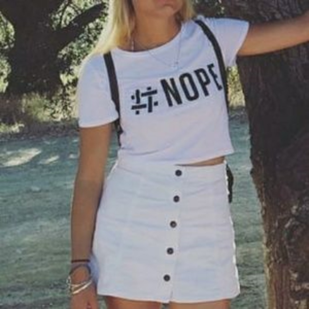 CASUAL DOLLZ Graphic Crop Top - NOPE - Picture 2 of 5
